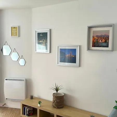 Apartment Flc - Timone Hospital - 2 Bedrooms - Max 6 Guests Marseille